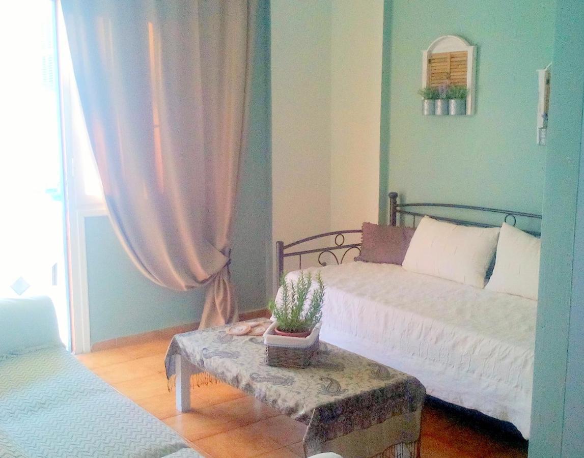 Estia Holiday Apartment & Studio バティ エクステリア 写真