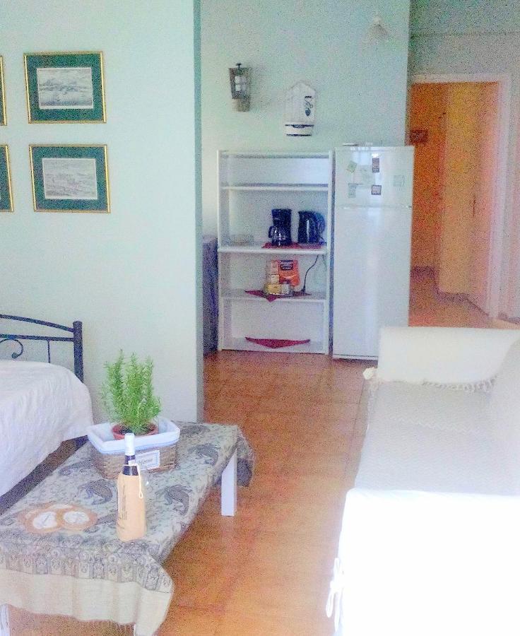Estia Holiday Apartment & Studio バティ エクステリア 写真