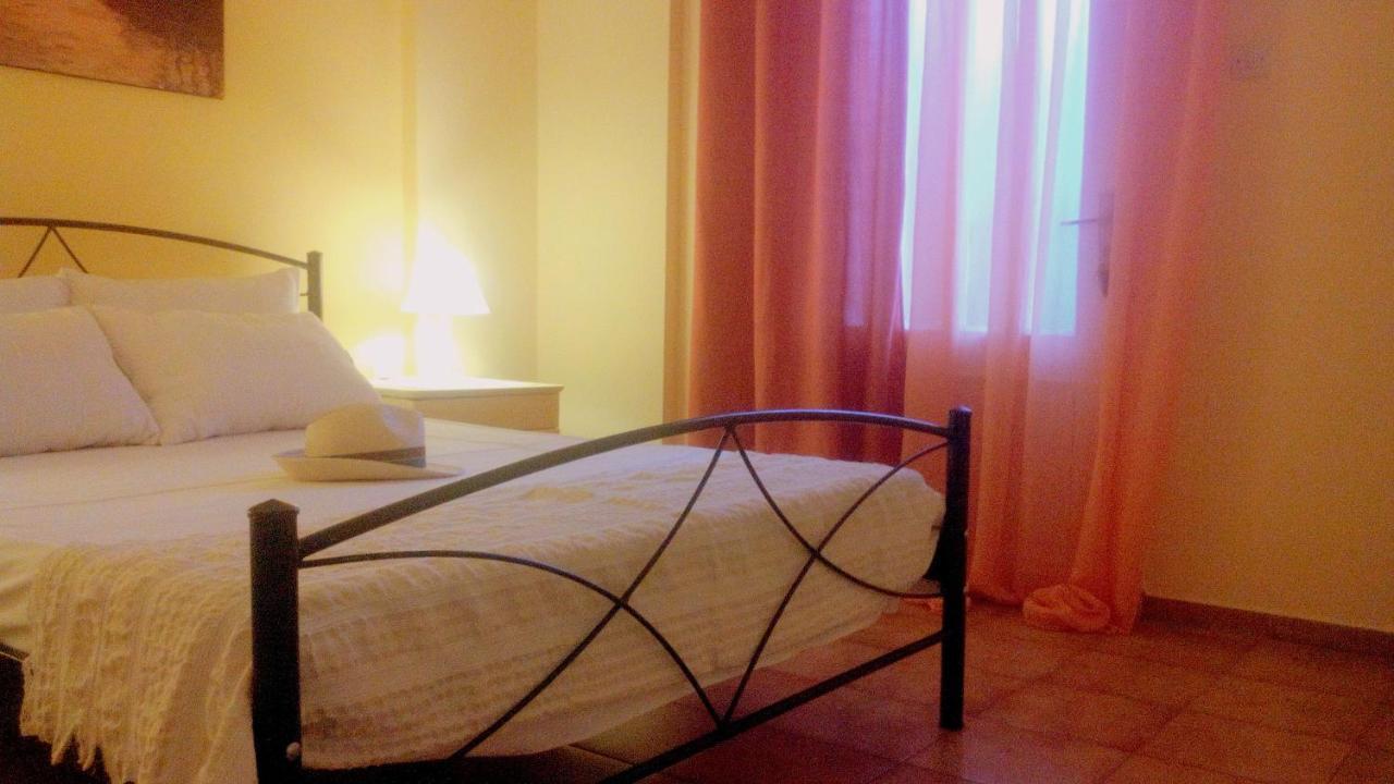 Estia Holiday Apartment & Studio バティ エクステリア 写真