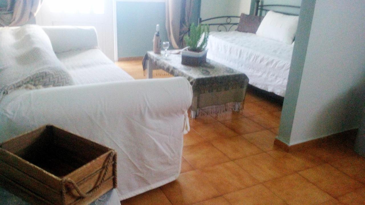 Estia Holiday Apartment & Studio バティ エクステリア 写真