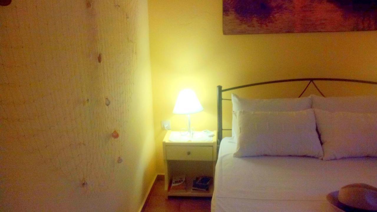 Estia Holiday Apartment & Studio バティ エクステリア 写真